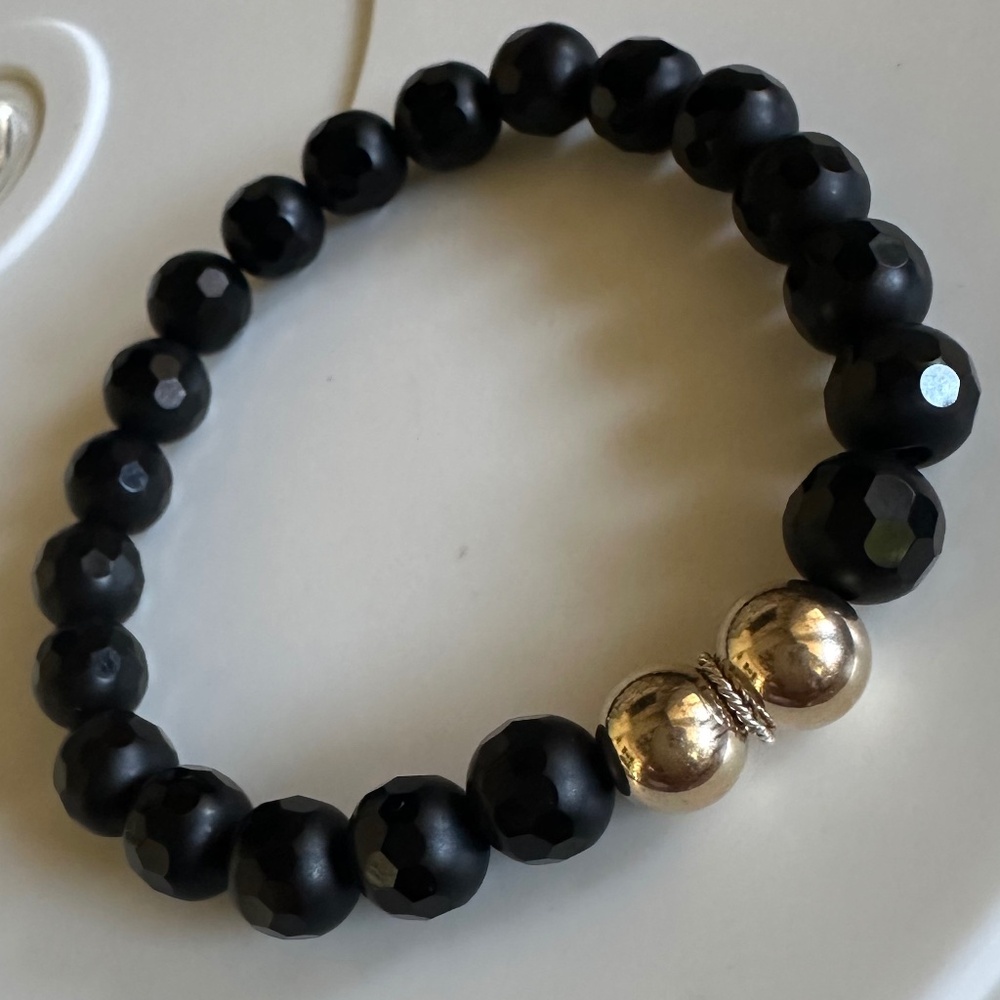 8mm Matte & Faceted Onyx Stretch Bracelet w/ 14k Gold Filled Spacers - Picture 3 of 7